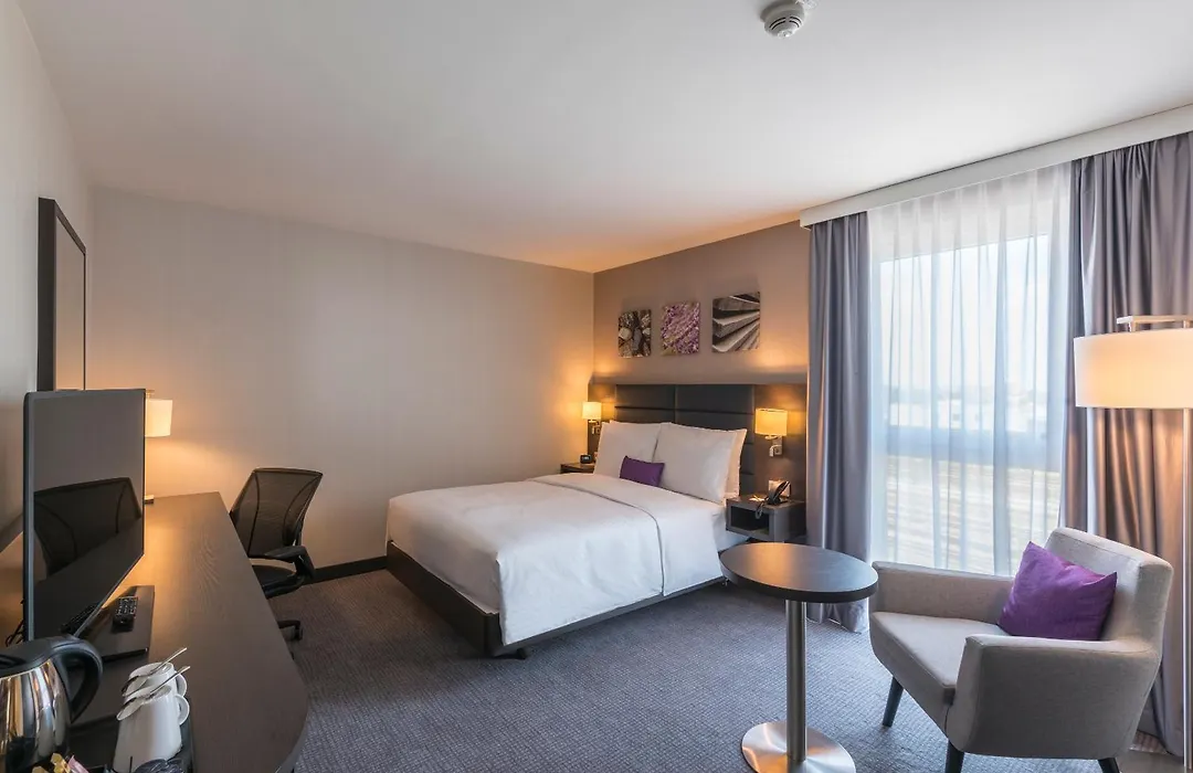 Hilton Garden Inn Frankfurt City Centre-1