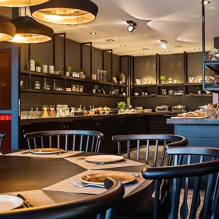 Saks Urban Design Hotel Frankfurt-3