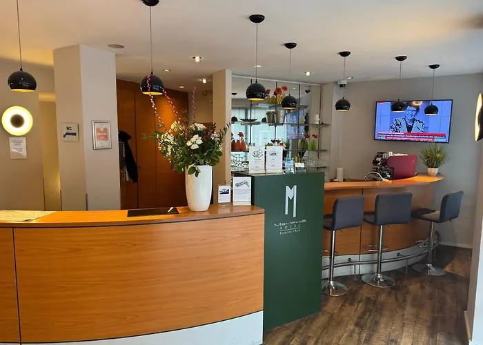 Resort: Memphis Hotel